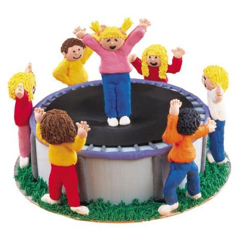 trampoline-birthday-cake